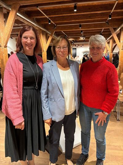 Rita Ortler, Gabriele Fogrscher und Dr. Susanne Gabler